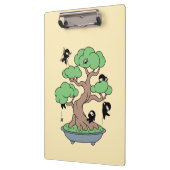 Tiny Ninjas in Bonsai Tree on Yellow Klemmbrett (Links)