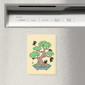 Tiny Ninjas in Bonsai Tree on Yellow Magnet (In Situ (Geschirrspüler))