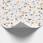 Tiny Orange Gray Terrazzo Muster Geschenkpapier (Ecke)