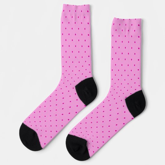 Tiny Pink Polka Dots Pattern auf Lighter Pink Socken (Linkes Detail)