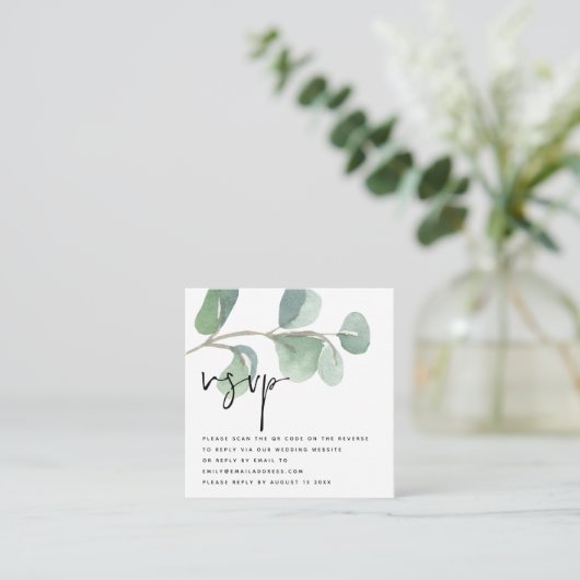 TINY SIZE Eucalyptus QR Code Script Wedding RSVP Begleitkarte (Stehend Vorderseite)