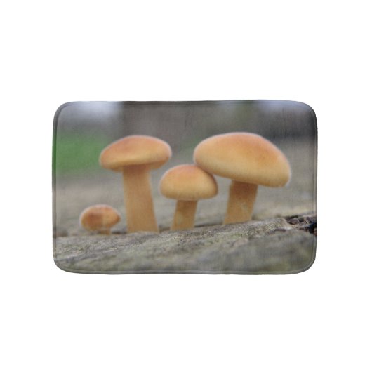 Tiny Toadstools Macro Bath Mat Badematte (Vorderseite)