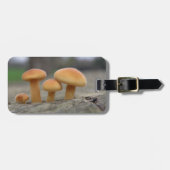 Tiny Toadstools Macro Custom Gepäckanhänger (Vorderseite horizontal)