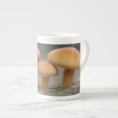Tiny Toadstools Macro Tasse (Vorderseite Rechts)