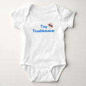 Tiny Troublemaker Baby Strampler (Vorderseite)
