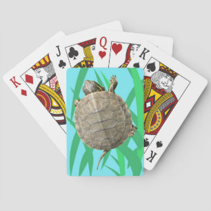 Tiny Turtle (Tortoise) auf der grünen Gras Illustr Spielkarten