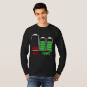 Tired Dad Low Battery Twins Full Charge Father's D T-Shirt (Vorne ganz)