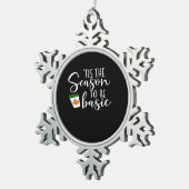 Tis Season To Engaged Engagement Announcement Schneeflocken Zinn-Ornament (Rechts)