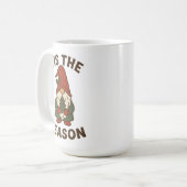 Tis The Season Gnome Christmas Kaffeetasse (Vorderseite Links)