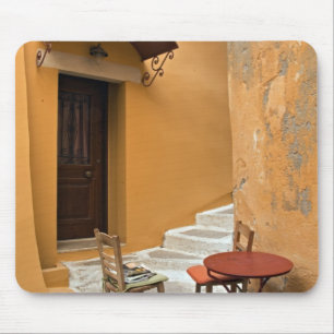 Tisch auf dem Bürgersteig, Chania, Kreta, Griechen Mousepad