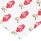 Tischdecke mit Cupid und Herzen (Schrägansicht)