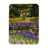 Tischdecken im Garten, Keukenhof Gardens, Magnet (Vertikal)