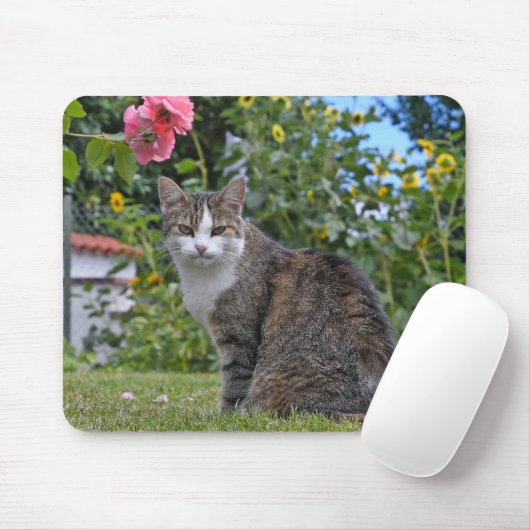 Tischkatze im Garten Mousepad (Mit Mouse)