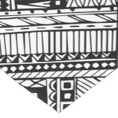 Tischläufer mit schwarzem und weißem Ethinylex (Ecke)