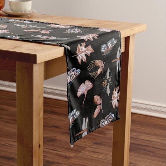 Tischläufer schwarz mit Naturdrucken (Beispiel)