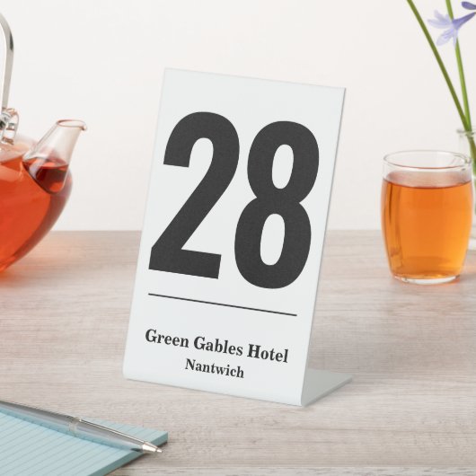 Tischnummer für Hotel- oder Restaurant Pedestelle Sockelschild (In SItu)