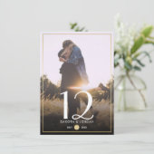 Tischnummer | Moderne Typografie und Gold - Foto (Stehend Vorderseite)