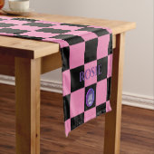 Tischrunner mit rosa und schwarz-kariertem Muster Kurzer Tischläufer (Beispiel)