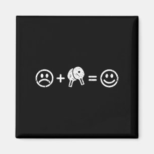 Tischtennis macht glücklichen Spaß beim Tischtenni Magnet