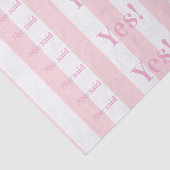 Tissue Paper Pink & White Stripe She said Yes! Seidenpapier (Ausschnitt)