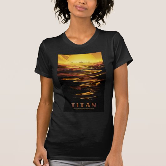 Titan der größte Mond des Planeten Saturn T-Shirt (Vorderseite)