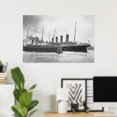 Titanic ist in der Nähe von Miss Poster (Heimbüro)