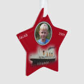 Titanic Porthole Foto Rotes Weihnachtsfest Ornament (Vorderseite)