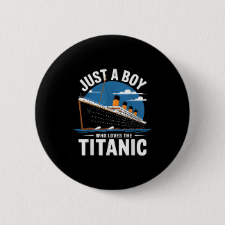 Titanic-Schiff Nur Ein Junge Der Die Titanic-Kreuz Button