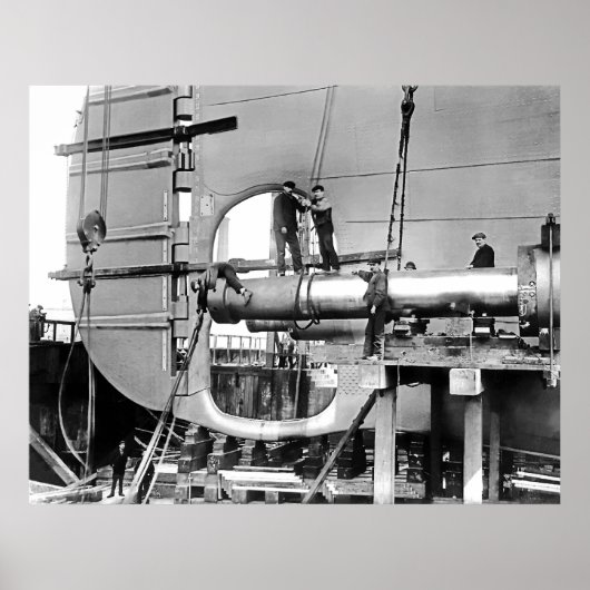 Titanic's Propellerfetzen Poster (Vorne)