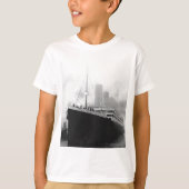 Titanisch im Dock in Southampton T-Shirt (Vorderseite)