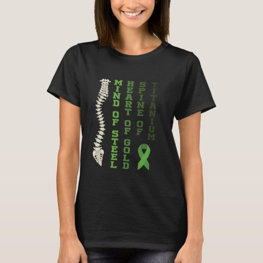 Titanschwinde-Kriegerin T-Shirt (Vorderseite)