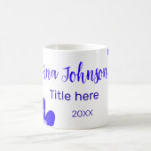 Titel des Doodle-Namens "Blaue Blume" Jahr 20XX Kaffeetasse (Mittel)