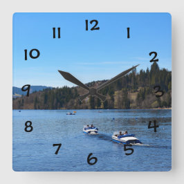 Titisee im Schwarzwald Quadratische Wanduhr