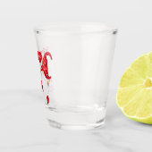 To Gnome Me is To Love Me on a  Schnapsglas (Rechts)