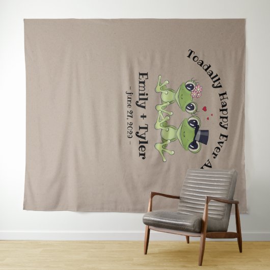 ©Toadally Happy After Frog Couple Rustic Wedding Wandteppich (Beispiel (Horizontal))
