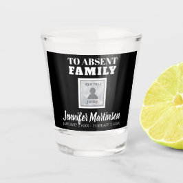 Toast zu fehlendem Familienschussglas Schnapsglas