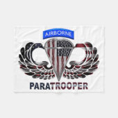 Toasty Warm American Im Flugzeug Paratrooper Flag Fleecedecke (Vorderseite (Horizontal))