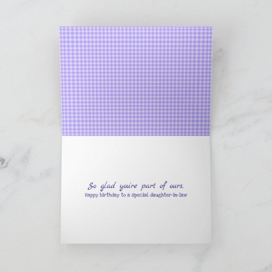 Tochter im Gesetz Lila Gingham Birthday Karte (Innenseite)
