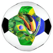 Toco Toucan mit brasilianischer Flagge Fußball (Gedreht)