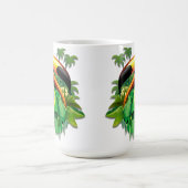 Toco Toucan mit brasilianischer Flagge Kaffeetasse (Mittel)