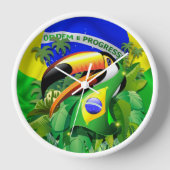 Toco Toucan mit brasilianischer Flagge Uhr (Vorderseite)