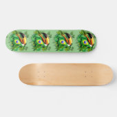 Toco Toucan mit Brasilien Flag Krawatte Skateboard (Horizontal)