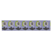 Tod im Halloween-Tischläufer des Friedhofs Kurzer Tischläufer (Horizontal)