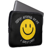 Today Nothing Beats a Great Smile Laptopschutzhülle (Vorne Rechts)