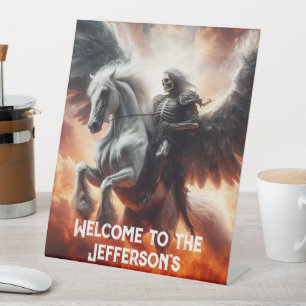 Todesengel reitet ein blasses Pferd Halloween Sockelschild