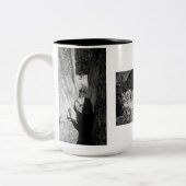 "Todesfahrt" durch die Alpen Zweifarbige Tasse (Links)