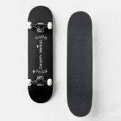 Todesmetall mit Schwarz mit Schmetterlingen Skateboard (Vorderseite)