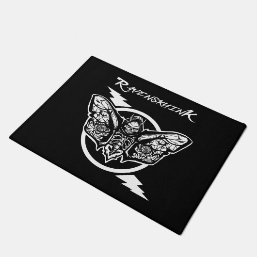 Todesmotte Fußmatte (Schrägansicht)