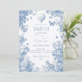 Toile De Jouy Dusty Blue Elegantes Brautparty Einladung (Stehend Vorderseite)