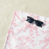 Toile Pink und White Coquette Bow Wedding Party Strandtuch (Beispiel)